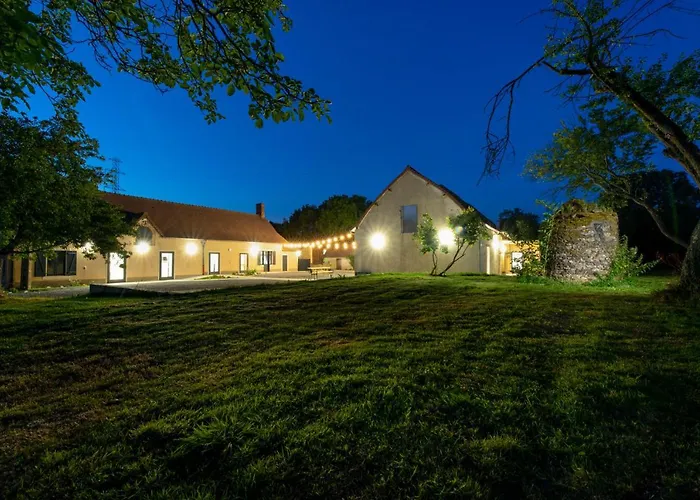 De La Gandonniere - Au Pied Du Circuit Des 24hr, Pour 10 A 31 Personnes 펜션